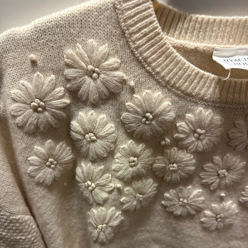 HYACINTH HOUSE FLOWER EMBROIDERED SWEATER CREAM puff sleeve Tuckernuck - Picture 3 of 10